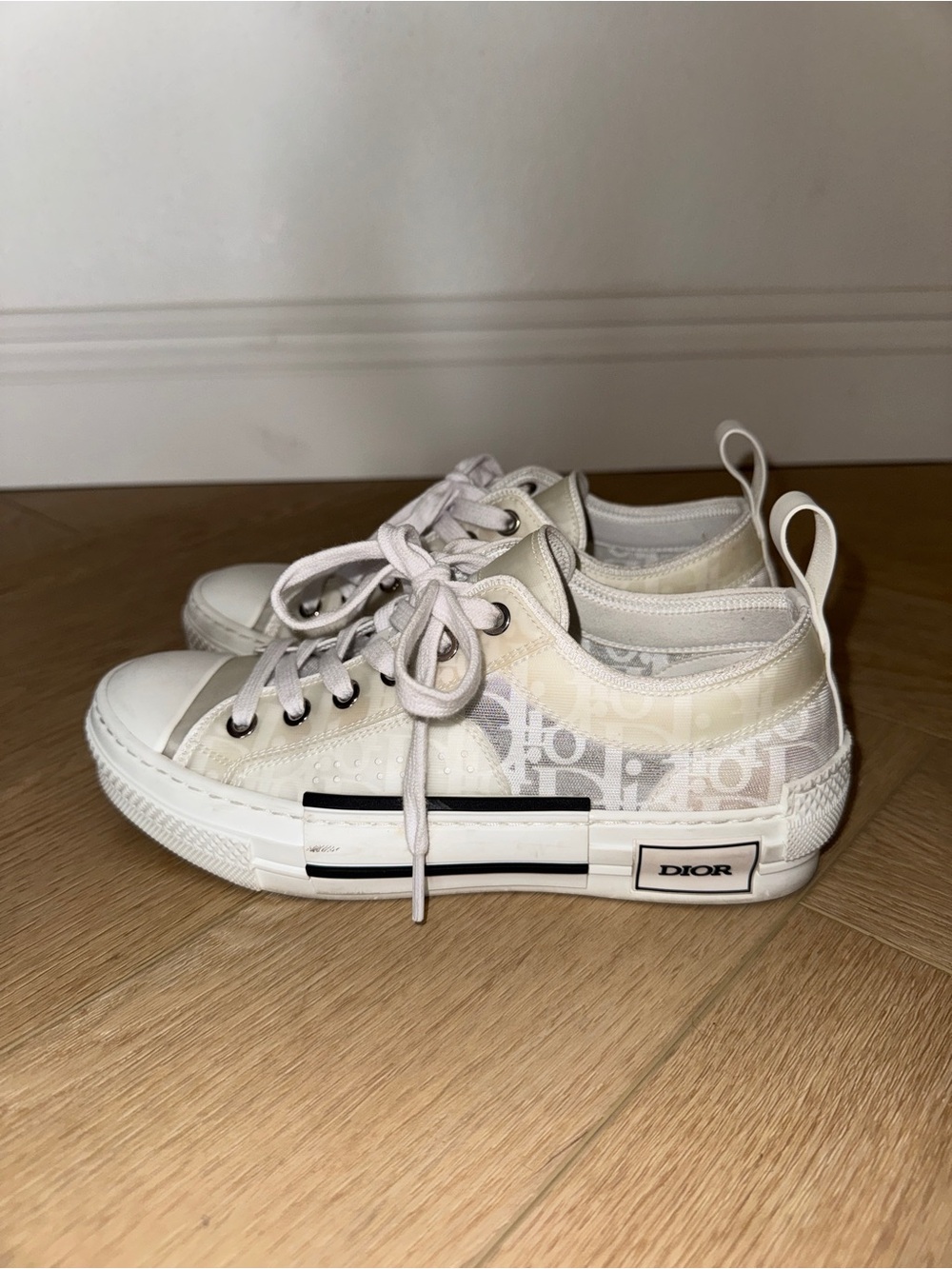 Dior B23 Oblique Low-Top Sneakers